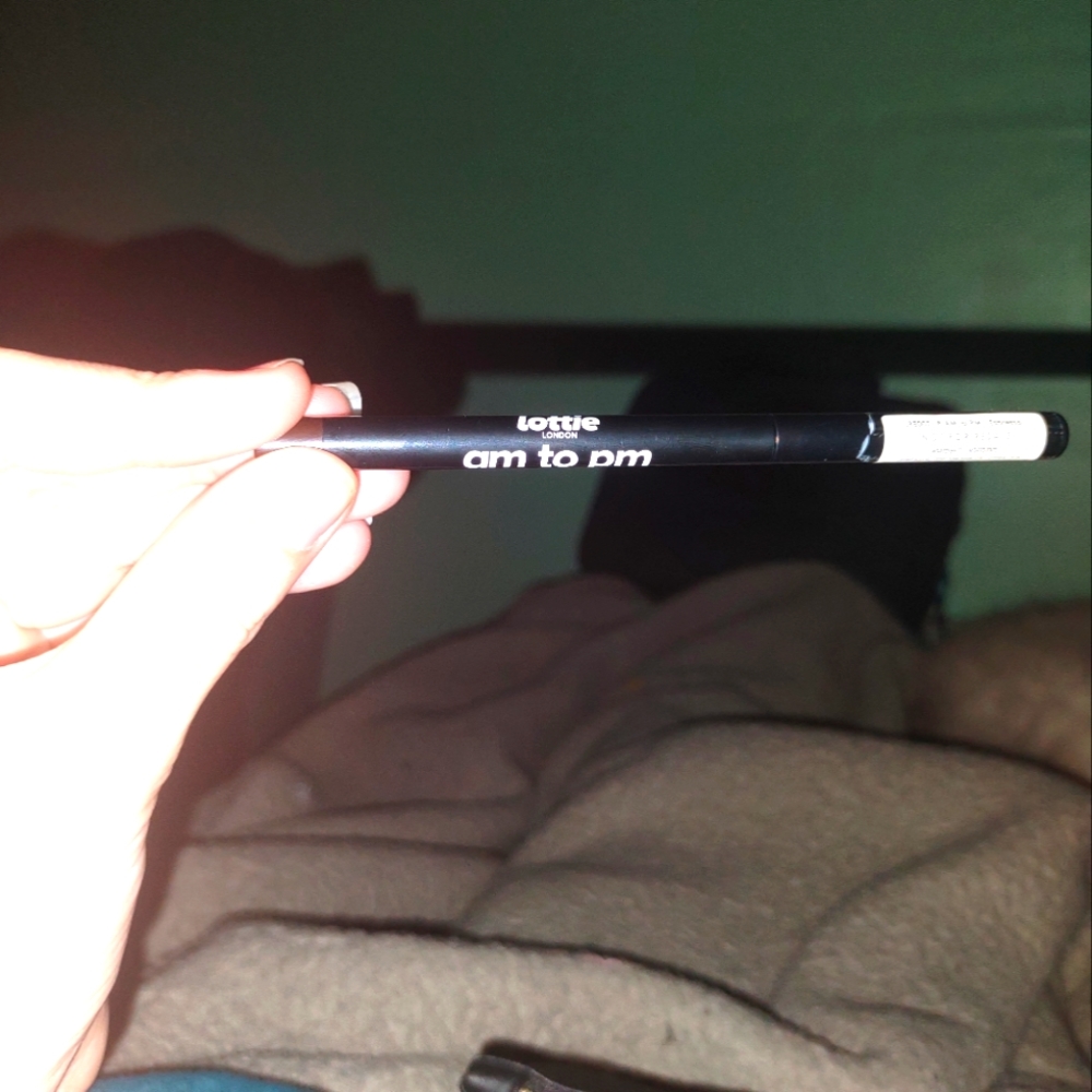 Black eyeliner